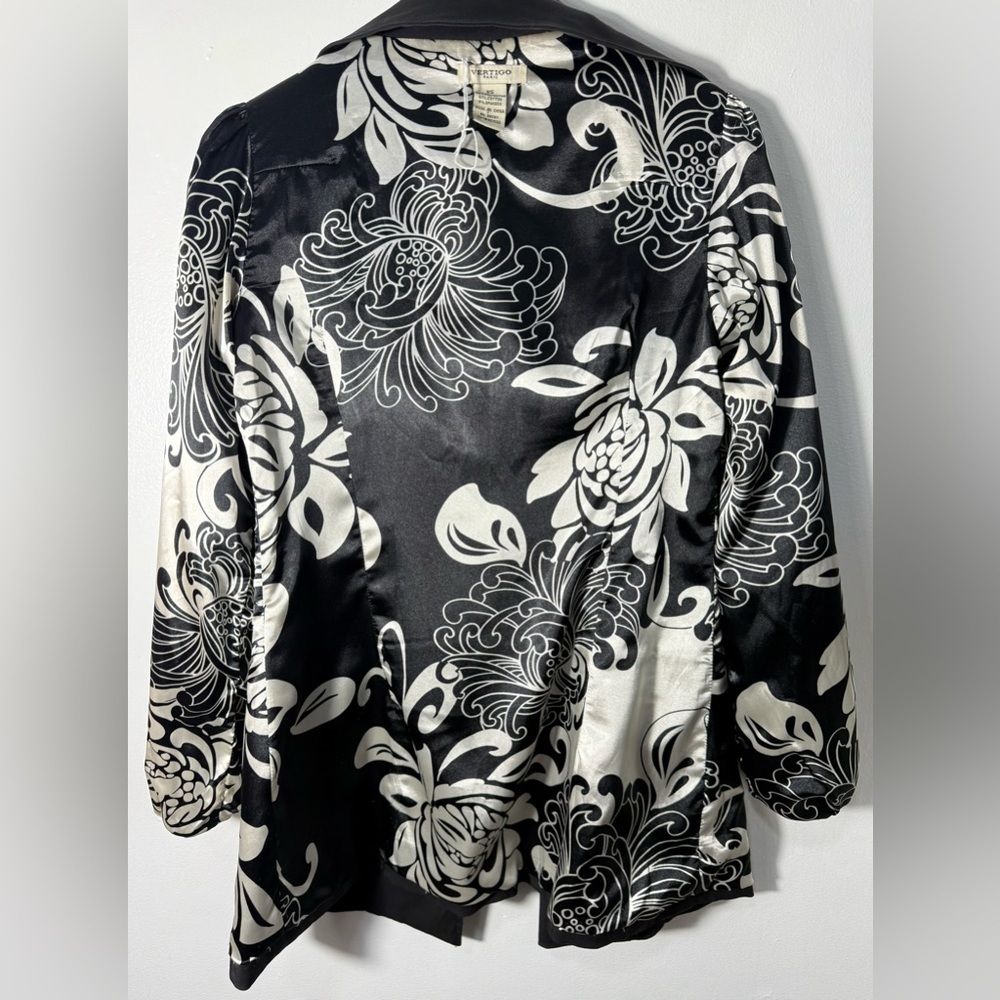Vertigo Paris Black Double-Breasted Trench Coat - Picture 6 of 7